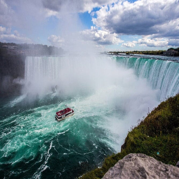 Niagara Falls Boat Trip