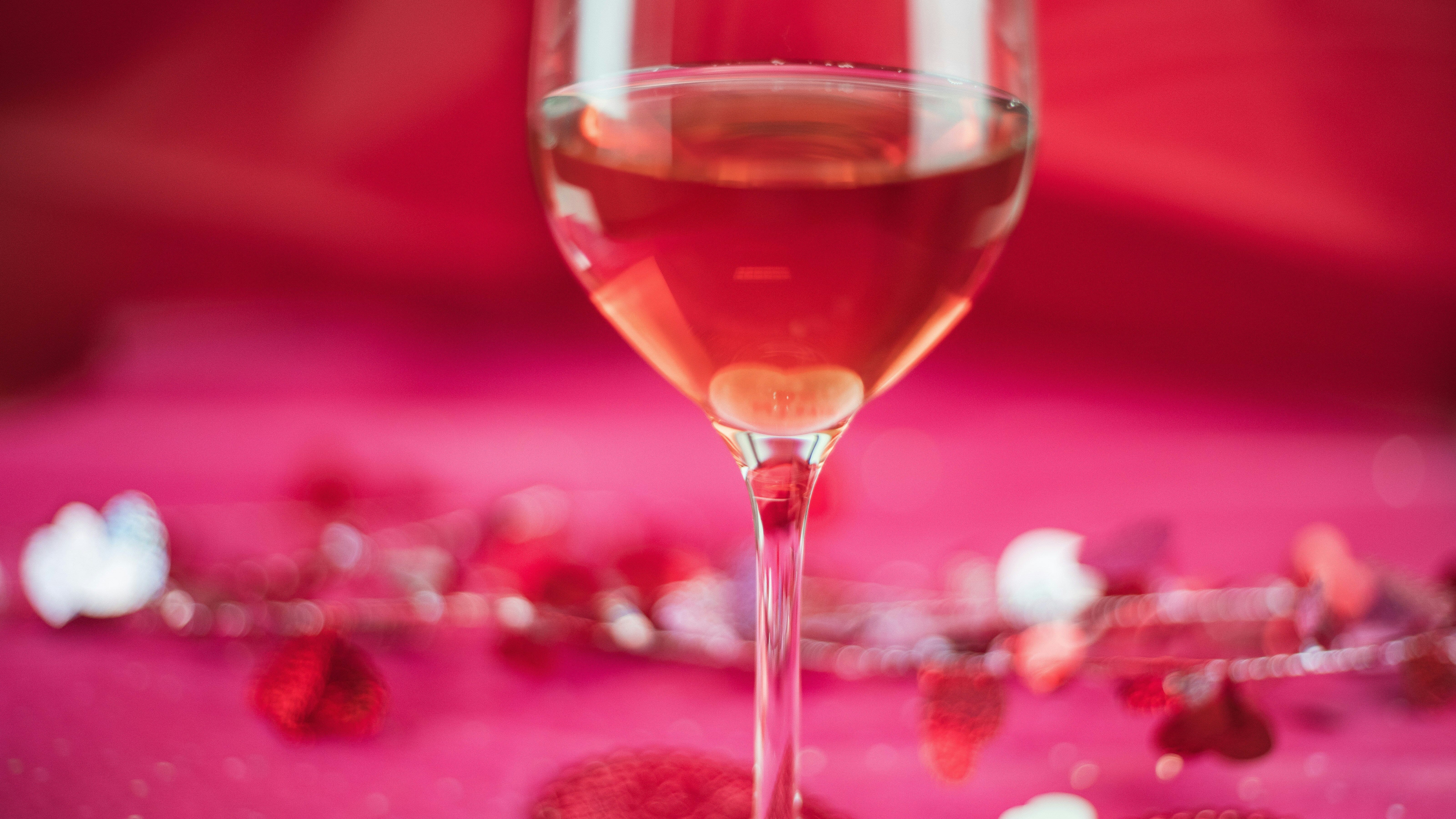 Valentine’s Day Wine Tours & Gift Cards